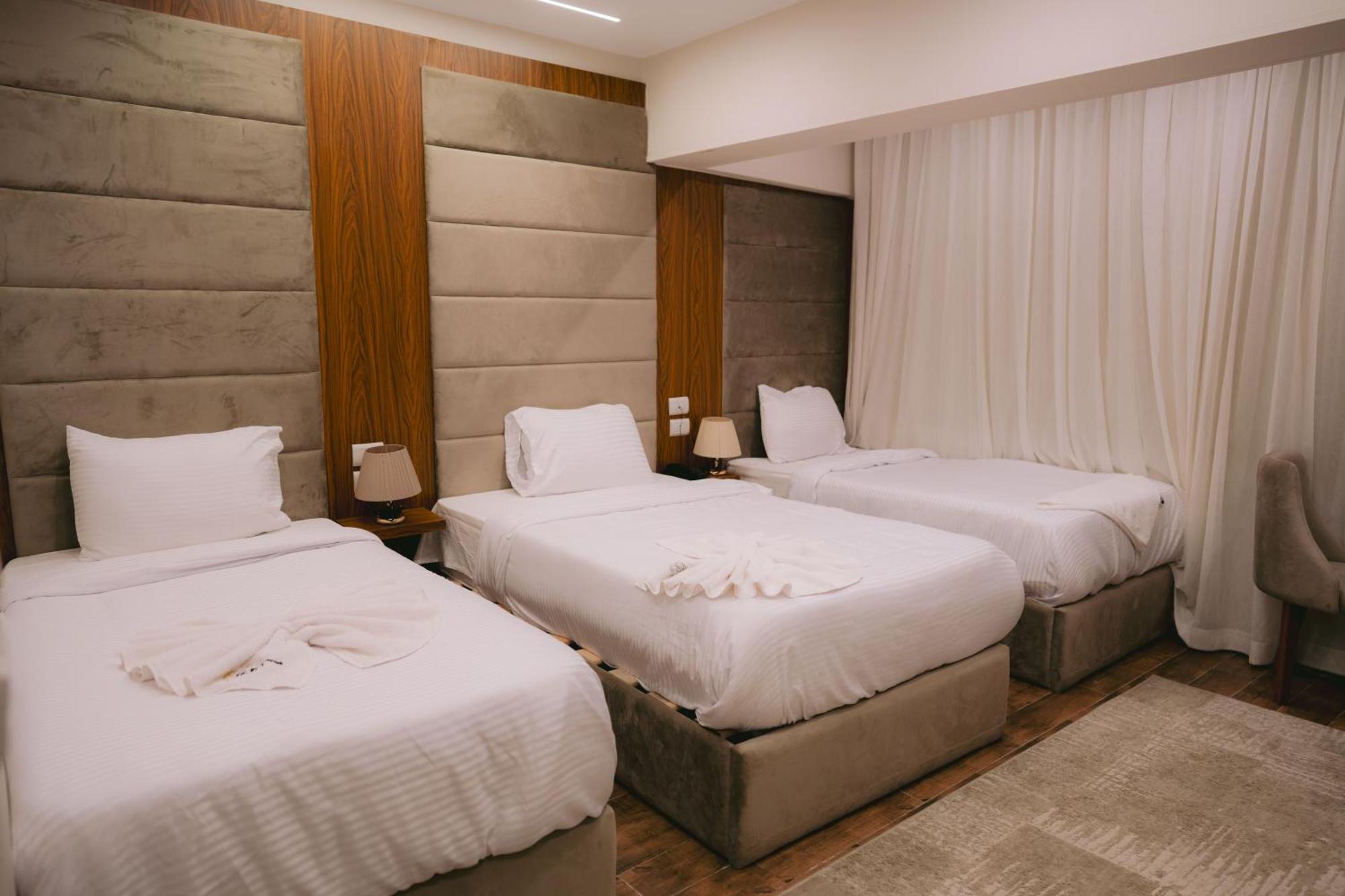 Tuya Pyramids Inn Kafret el-Gabal Εξωτερικό φωτογραφία