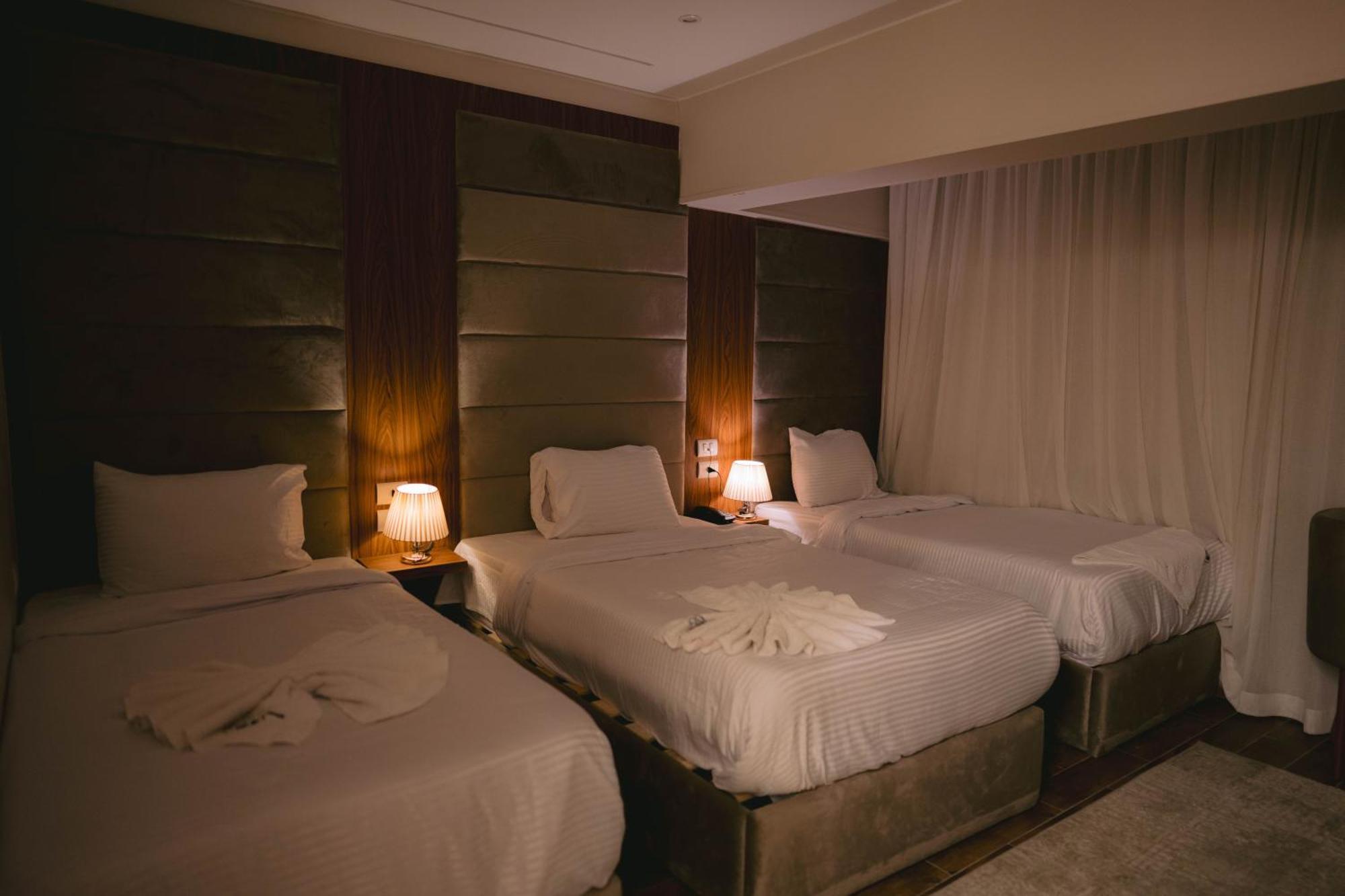 Tuya Pyramids Inn Kafret el-Gabal Εξωτερικό φωτογραφία